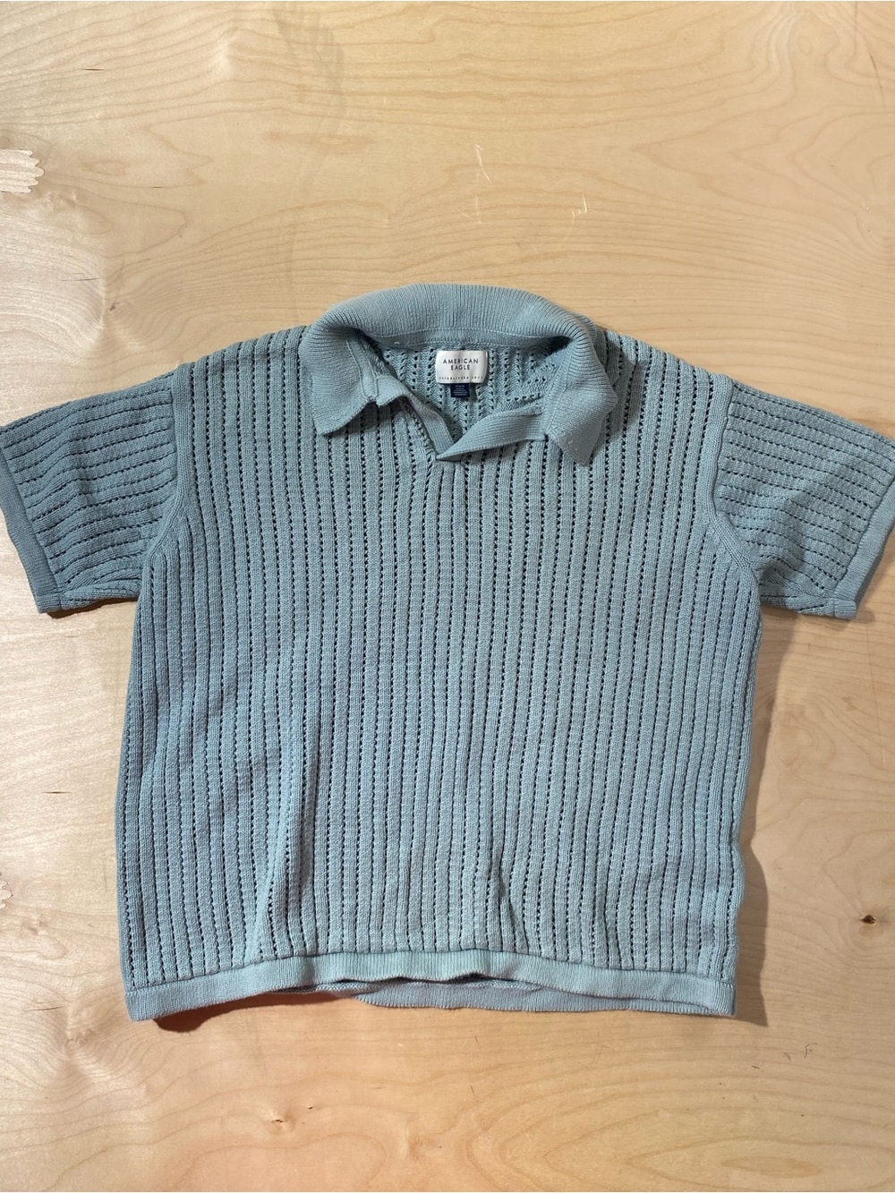 American Eagle Outfitters Light Blue Knit Polo Medium (RY)
